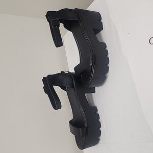 Women's heel sandals